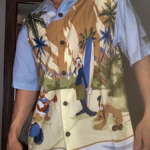 Vintage Walt Disney collared tee